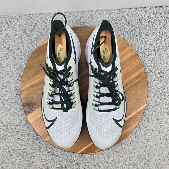 nike air zoom pegasus 37 michigan state